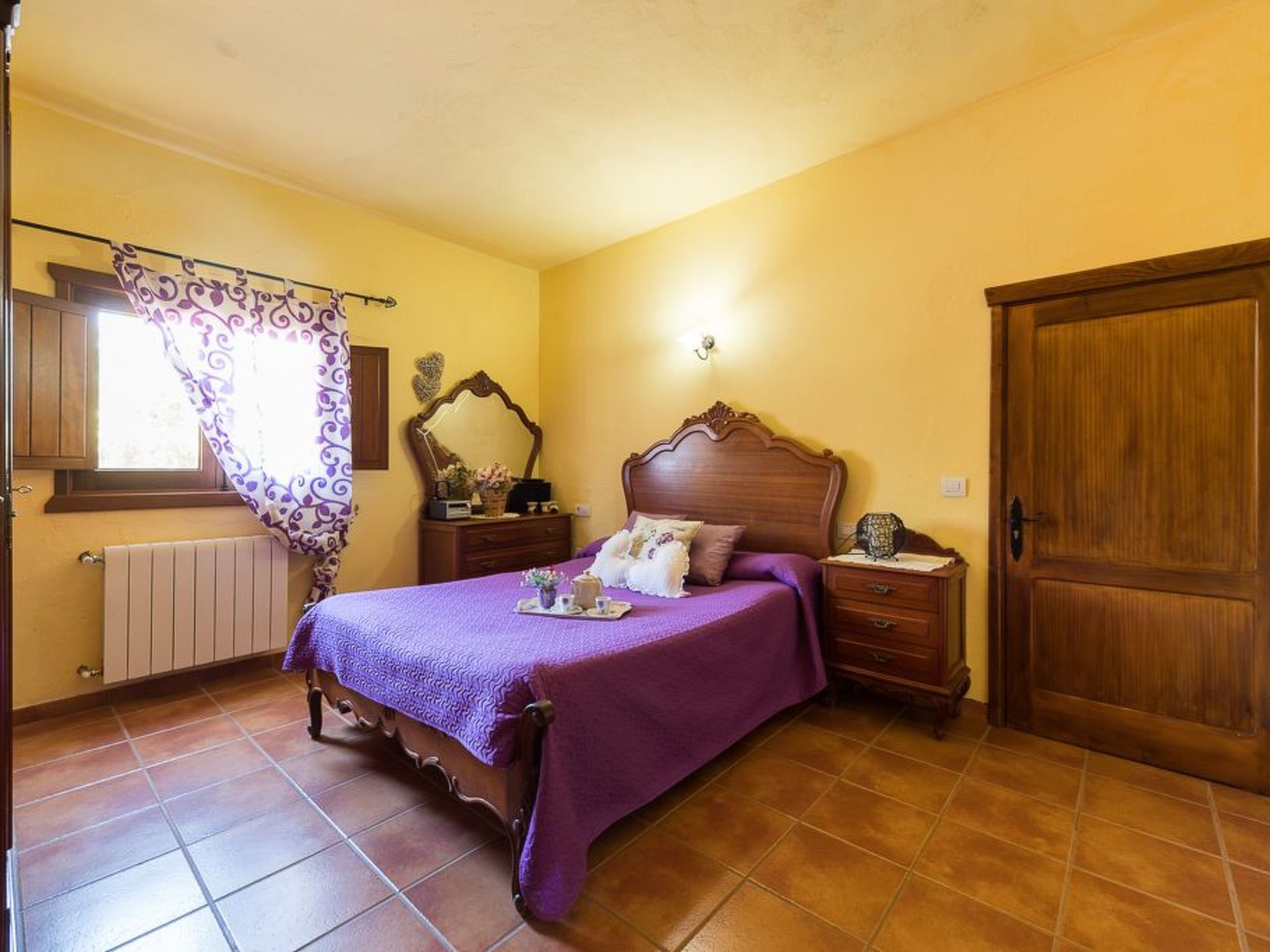 Finca mit Pool-Inside