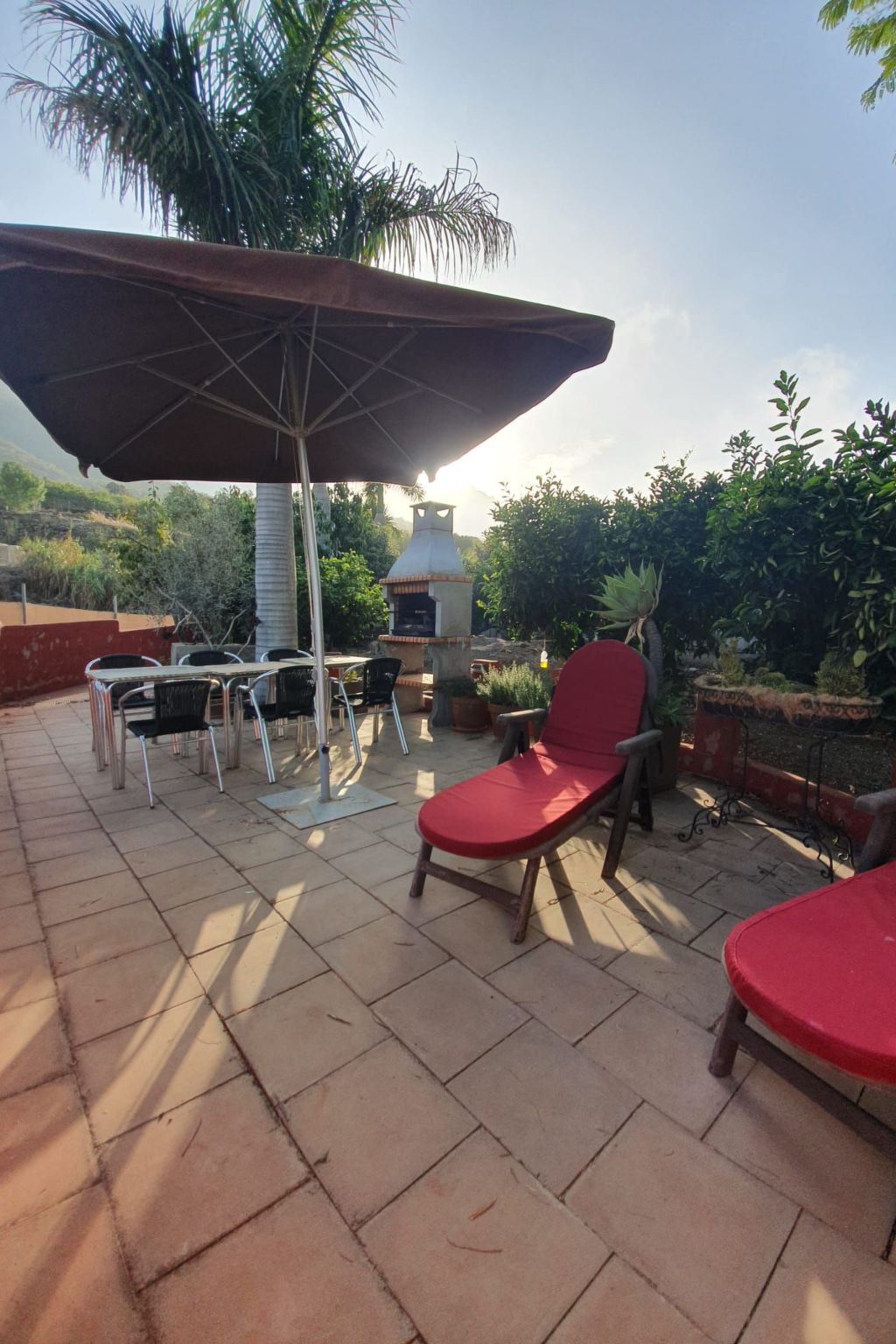 Finca mit Garten, Grill und Terrasse-Outside