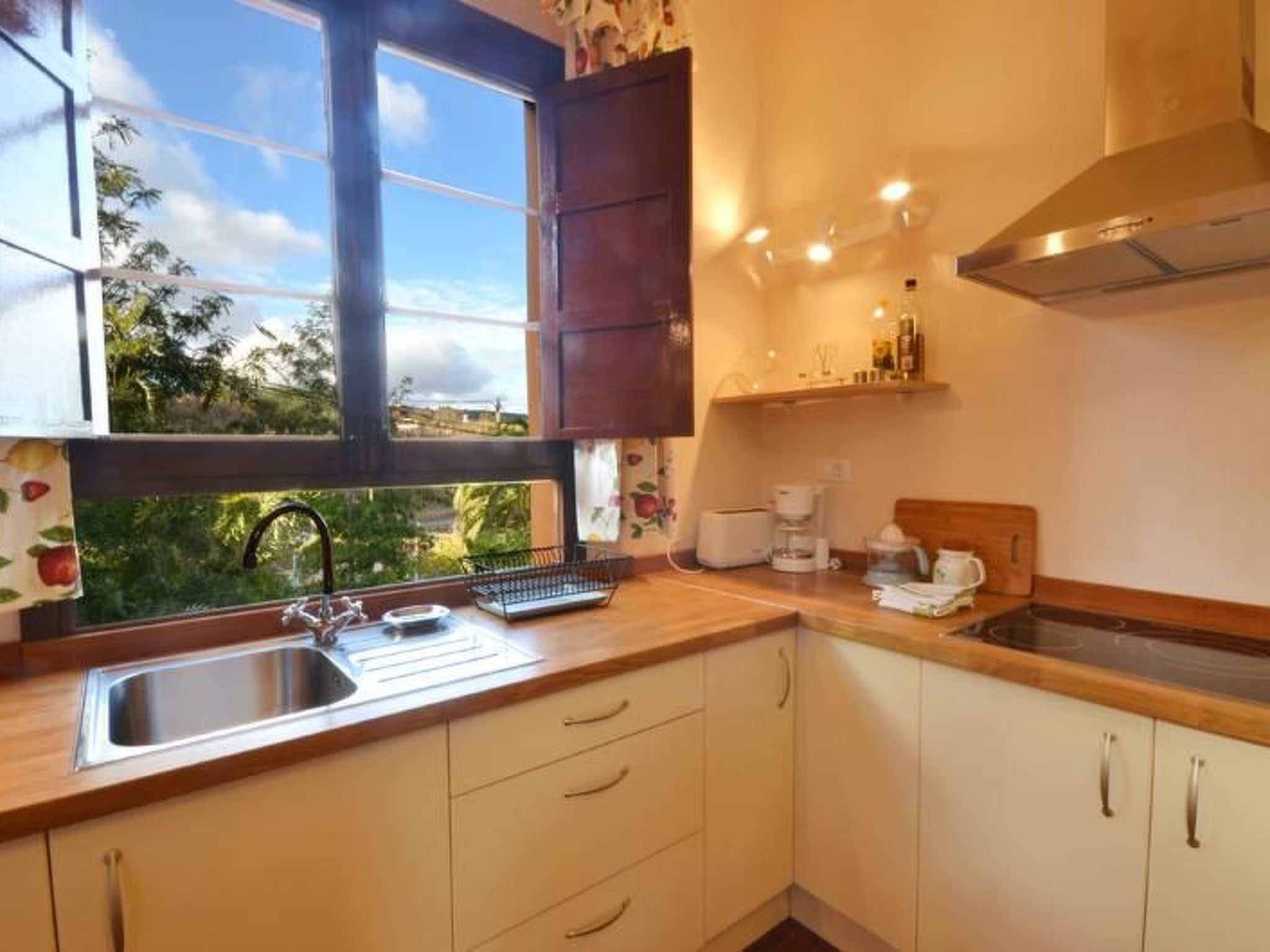 Haus, in dem Ruhe und Frieden herrschen L07GC-Inside