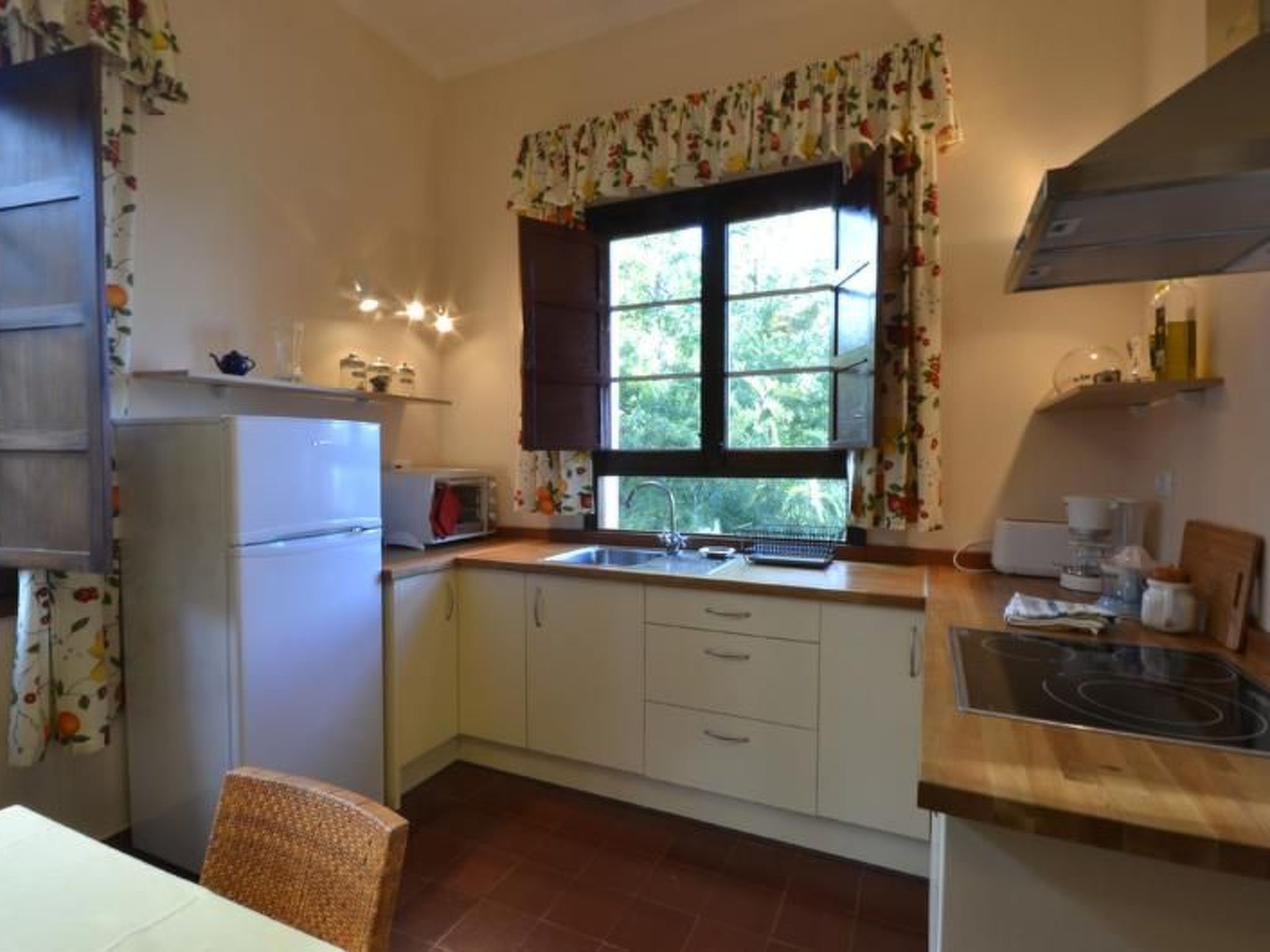 Haus, in dem Ruhe und Frieden herrschen L07GC-Inside