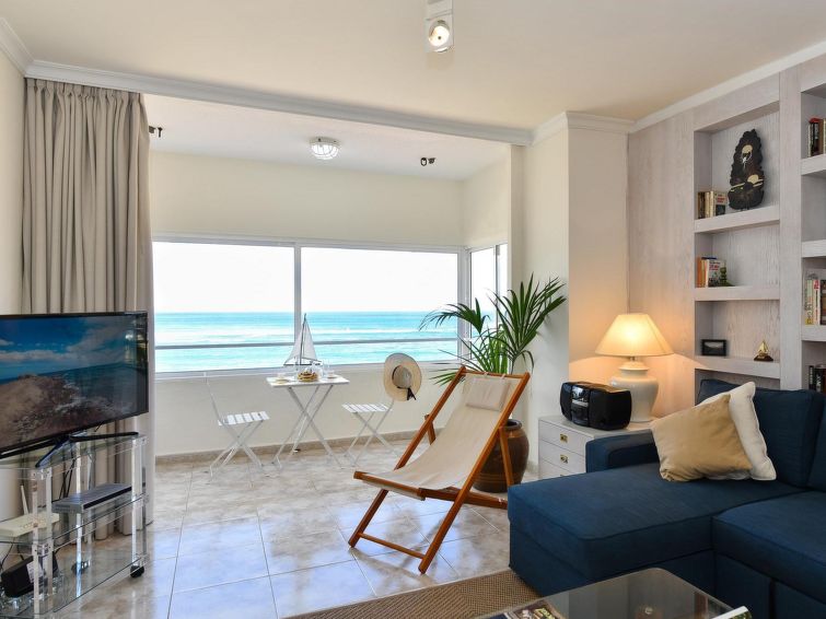 Las Canteras Seafront Apartment