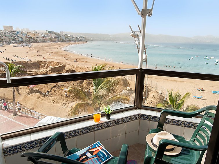 Neptuno City Beach front Apartment