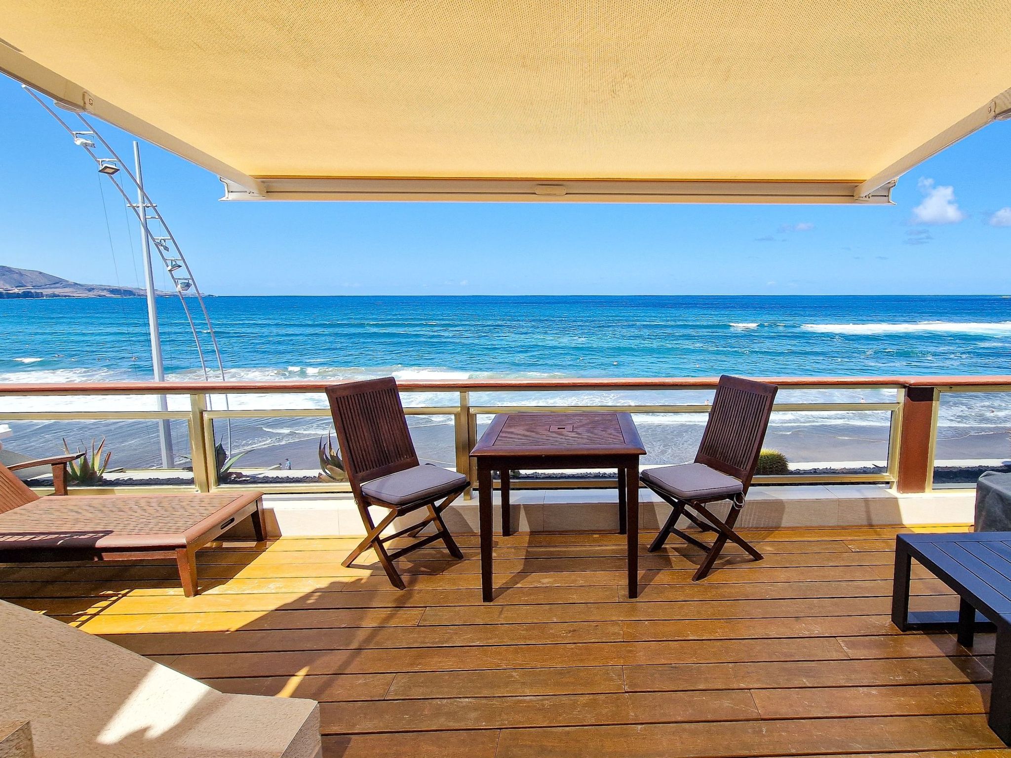 Schöne Ferienwohnung direkt am Strand-Draußen