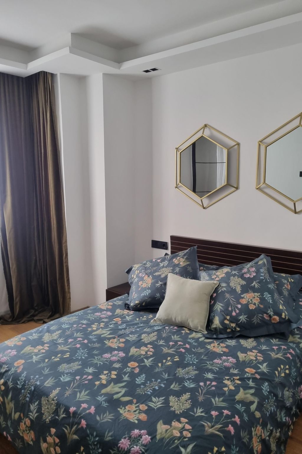 Appartement mit Blick auf das Meer-Image-tags.info