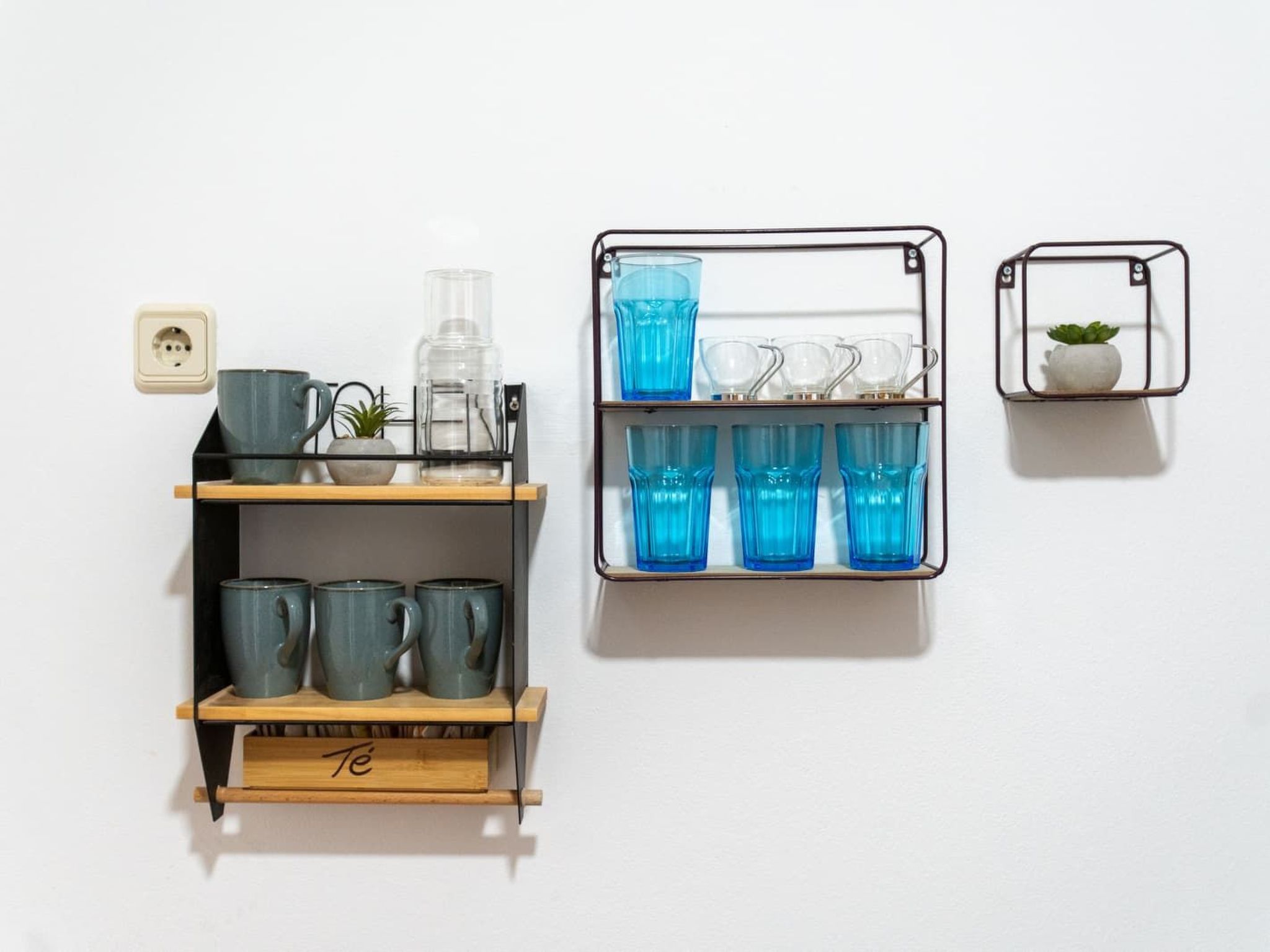 Appartement mit Blick auf das Meer-Drinnen