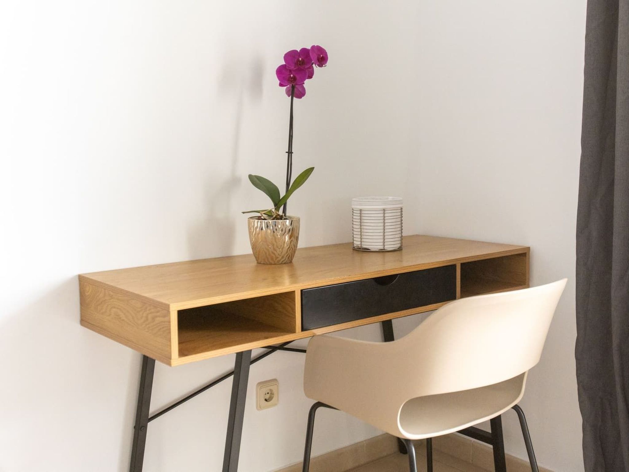 Appartement mit Blick auf das Meer-Drinnen