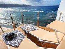 Intiem appartement met privéterras en uitzicht op zee in Las Palmas - thumbnail 2