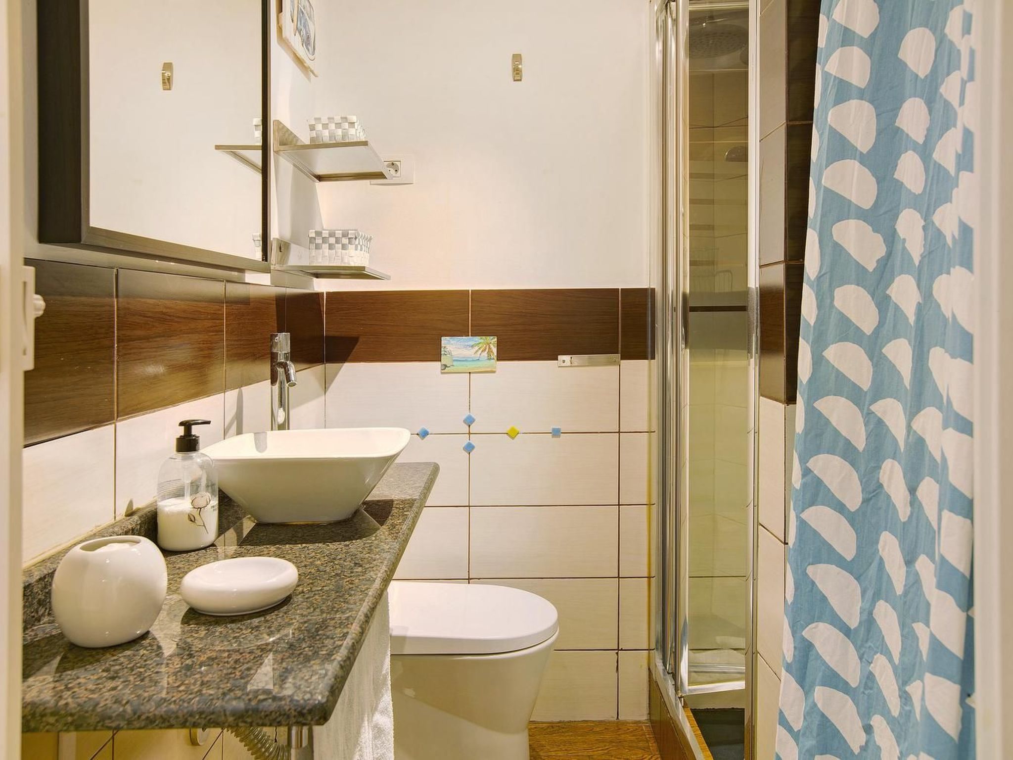 VCV FLACH PUNTILLA-Drinnen