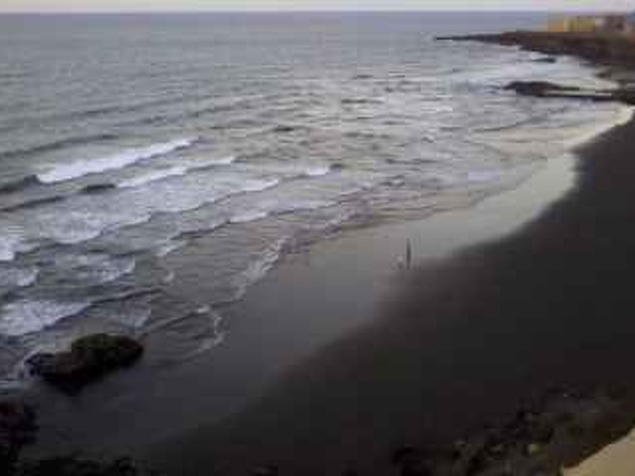 Appartement mit Balkon in einem Komplex mit Gemeinschaftspool am Meer
