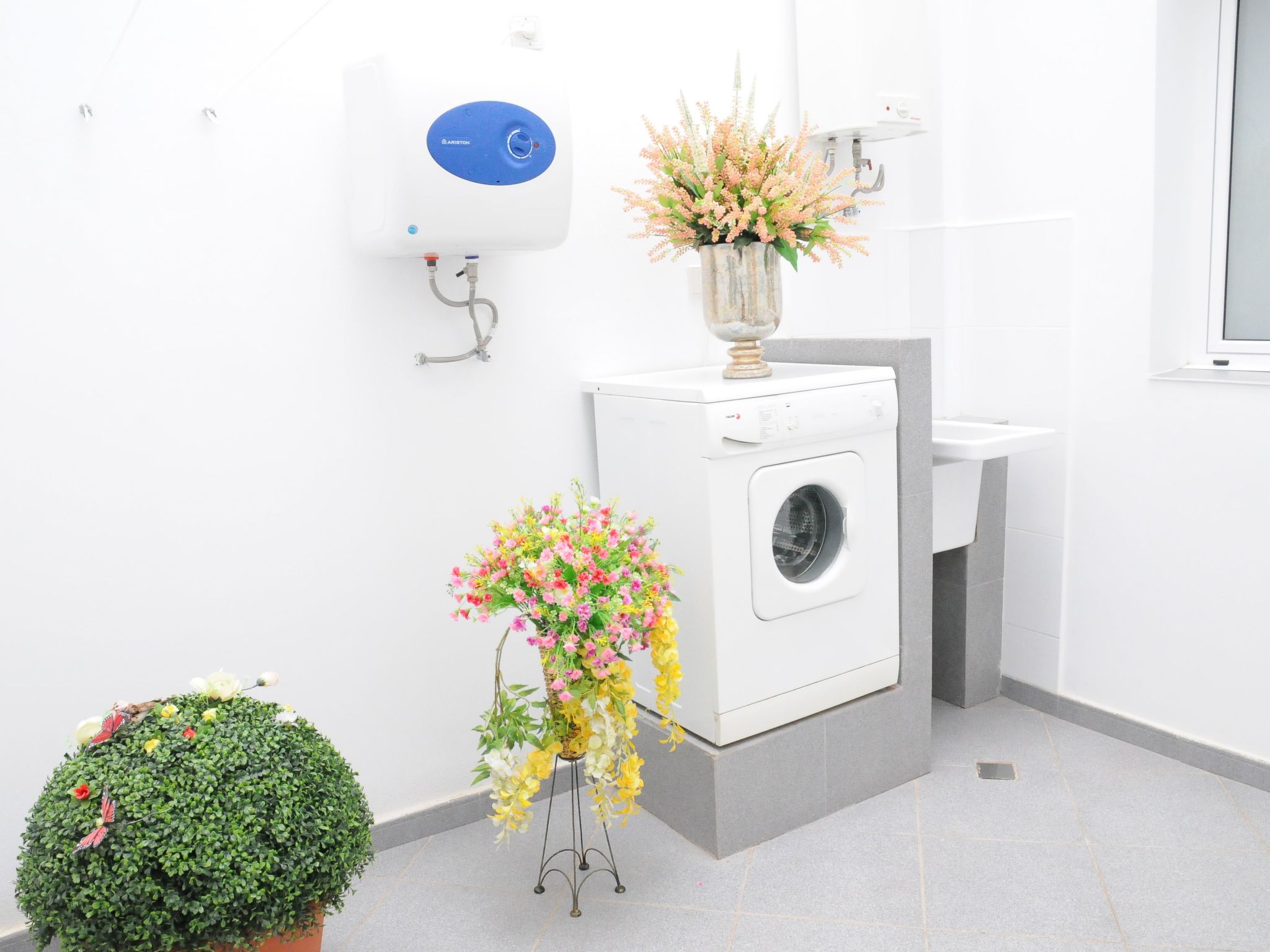 Helles Appartement im Erdgeschoss-Binnen