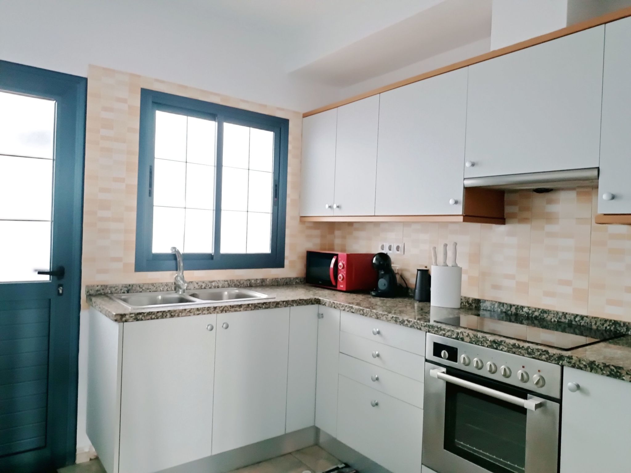 K'laya life beach , 4 schlafzimmer, meerblick-Binnen