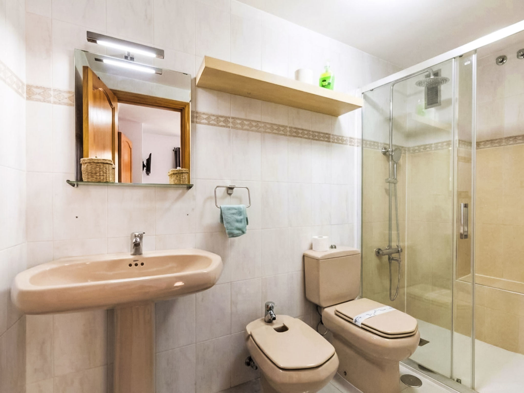 Arinaga Beach, 2 schlafzimmer - 2 badezimmer - wlan - Binnen