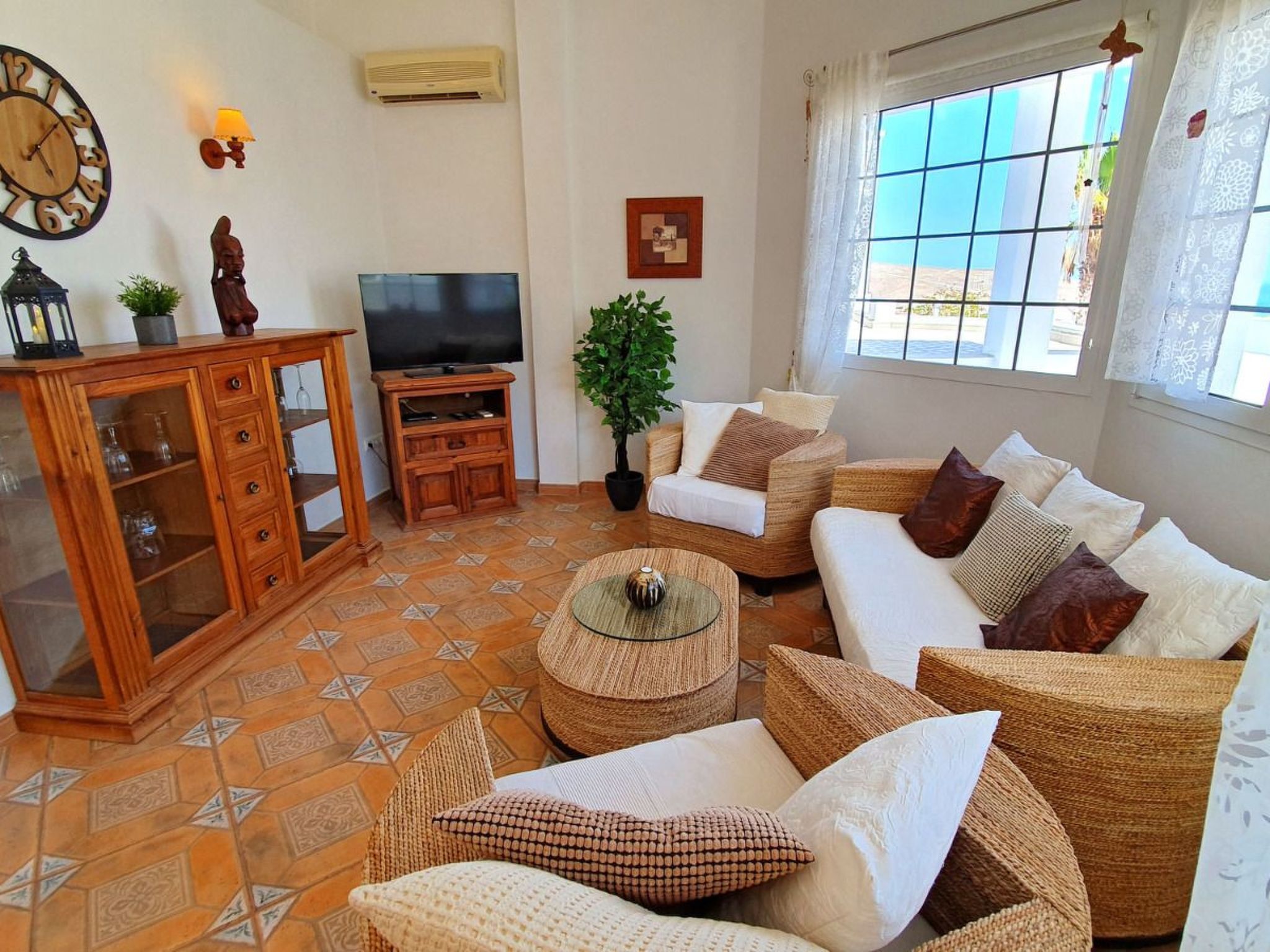 Gemütliches Ferienhaus in Tarajalejo mit Großem Garten und Meerblick-Image-tags.info