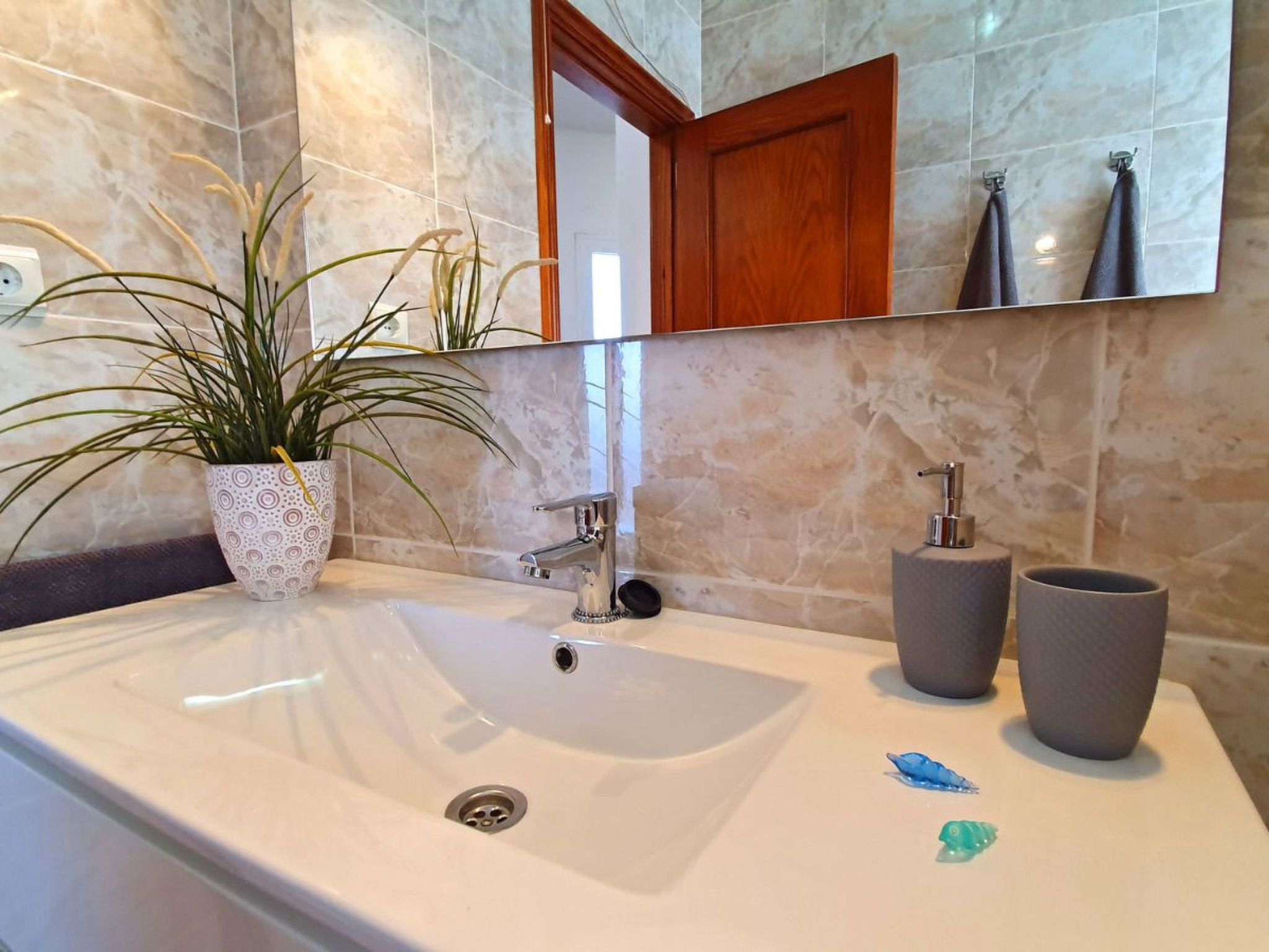 Gemütliches Ferienhaus in Tarajalejo mit Großem Garten und Meerblick-Image-tags.info