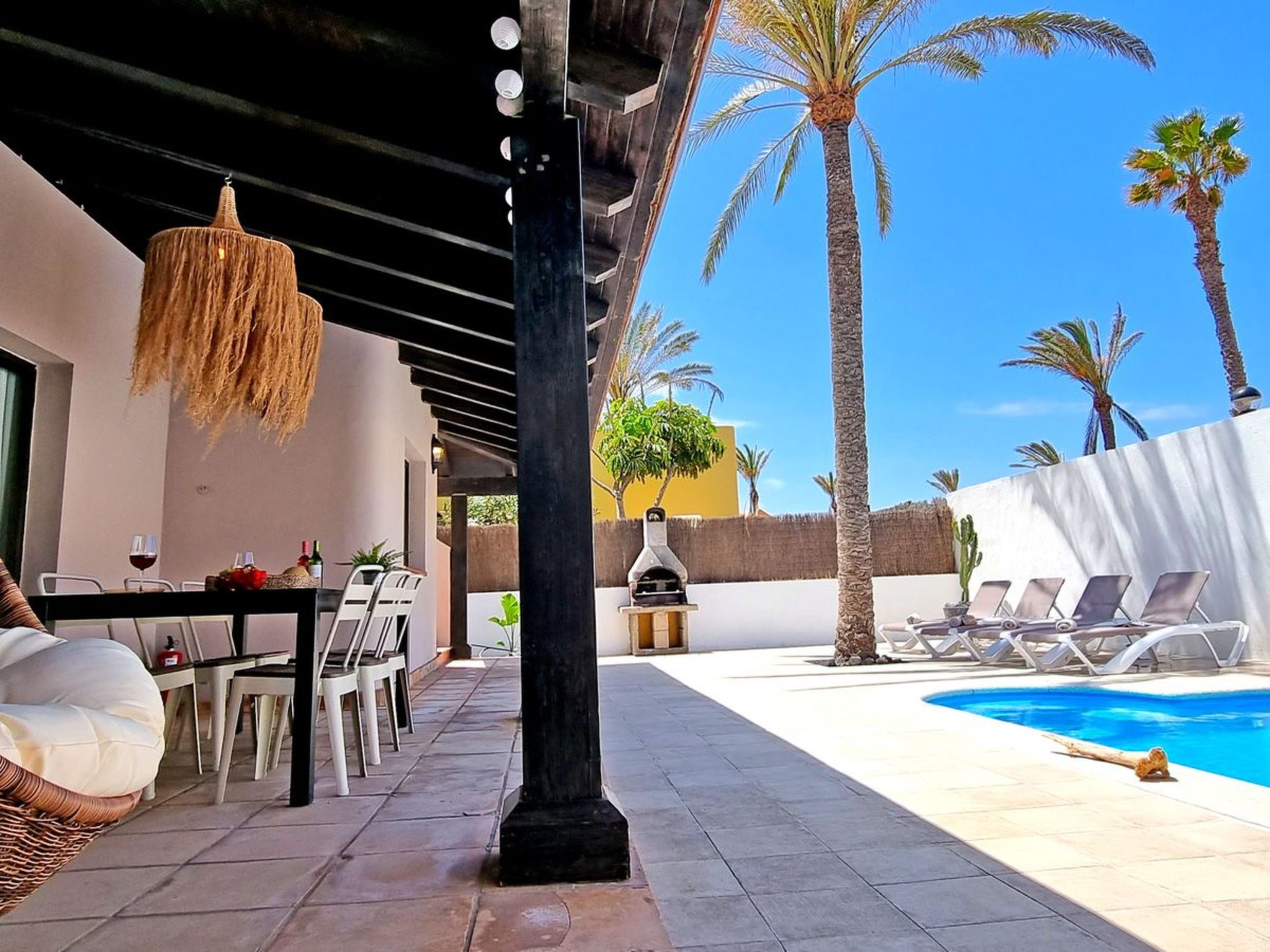 Komfortables Ferienhaus in Corralejo mit privatem Garten und beheiztem Pool-Image-tags.info