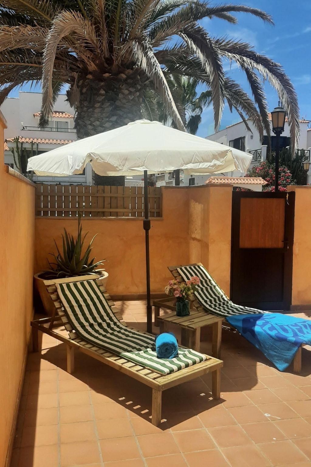 SeaHaus Fuerte-Outside