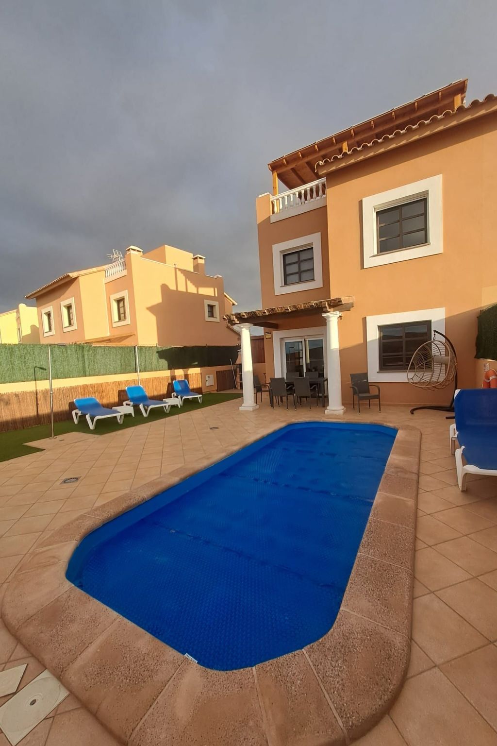 Das Nest des Vulkans-Outside