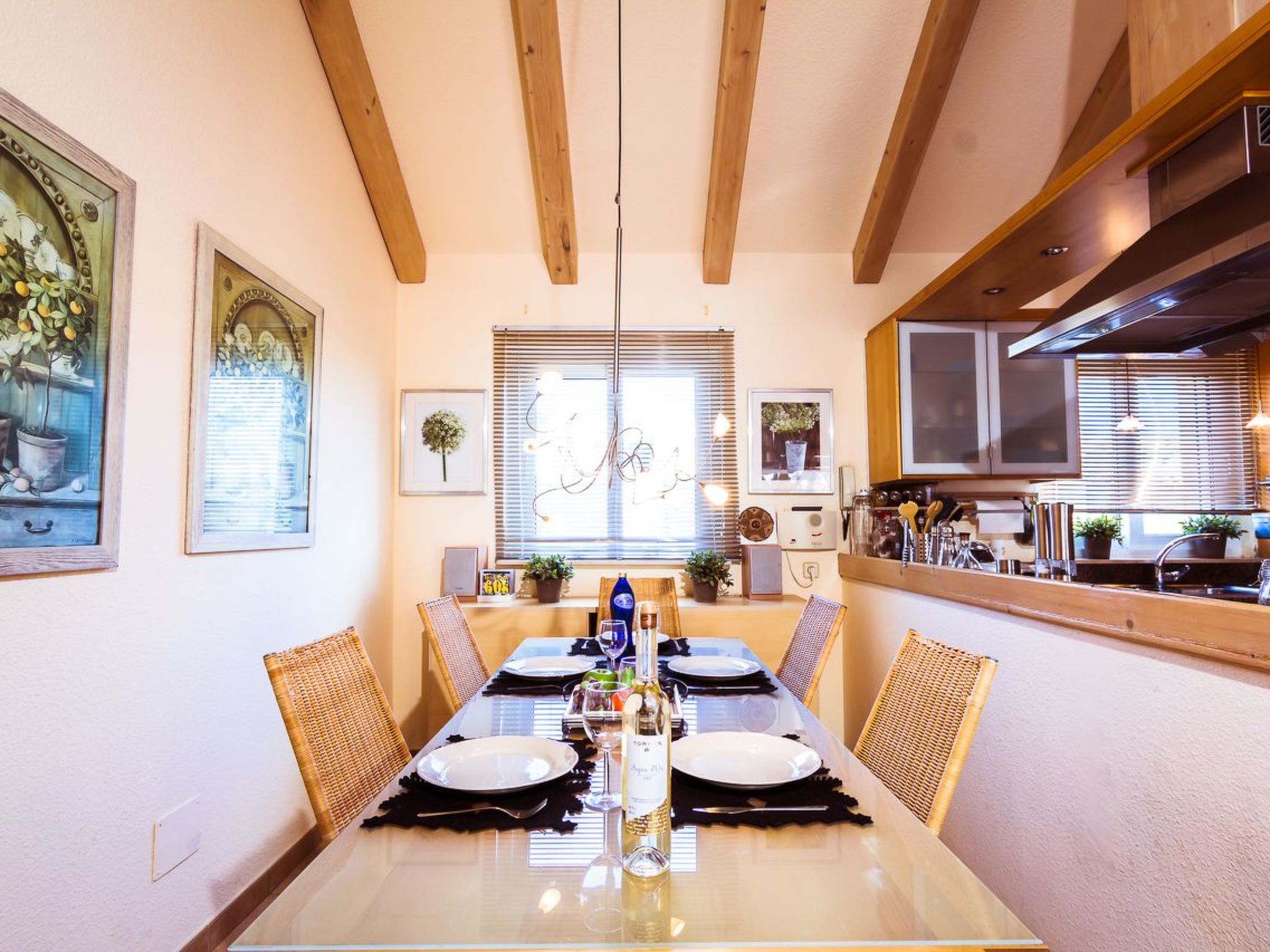 Strandnahes Ferienhaus Hibiscus mit privatem Pool-Binnen