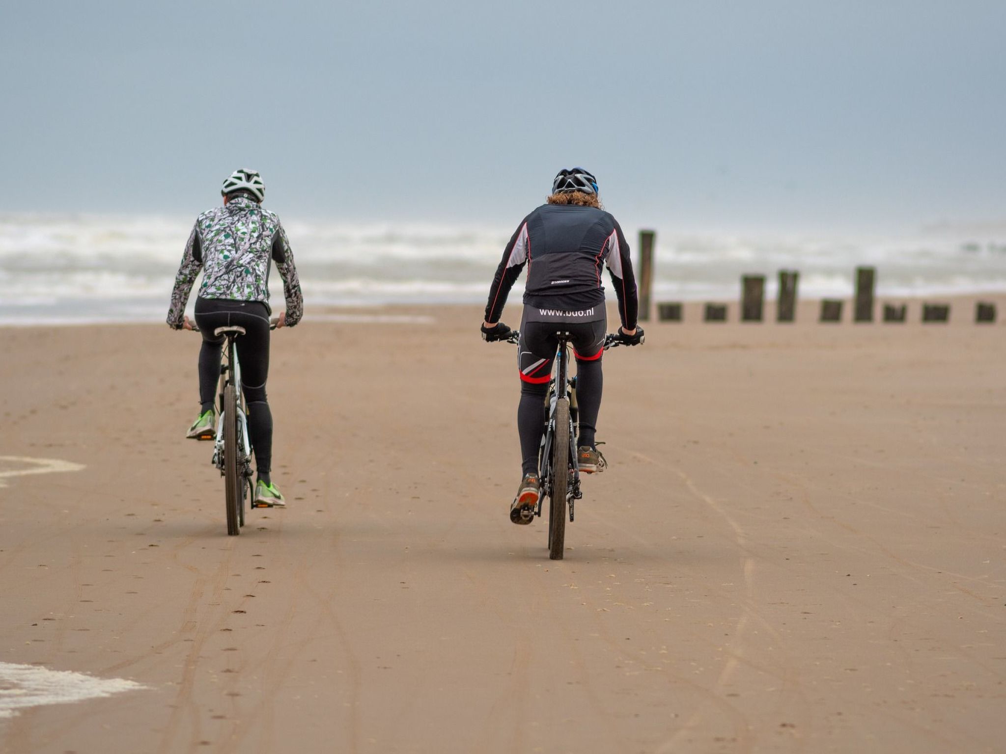 Strandnahes Ferienhaus Hibiscus mit privatem Pool-Binnen