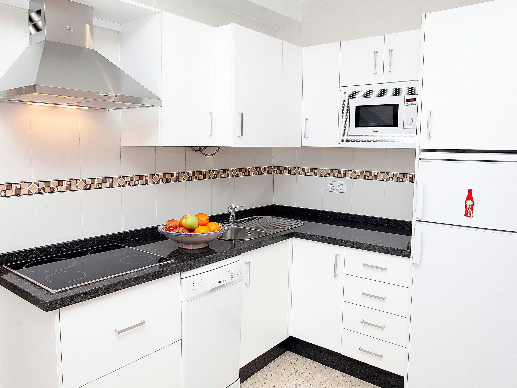 Sunshine Rojo-Inside