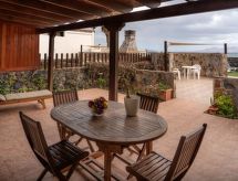 Villa Abora 2: Luxe verblijf aan zee in Corralejo, Fuerteventura - thumbnail 3