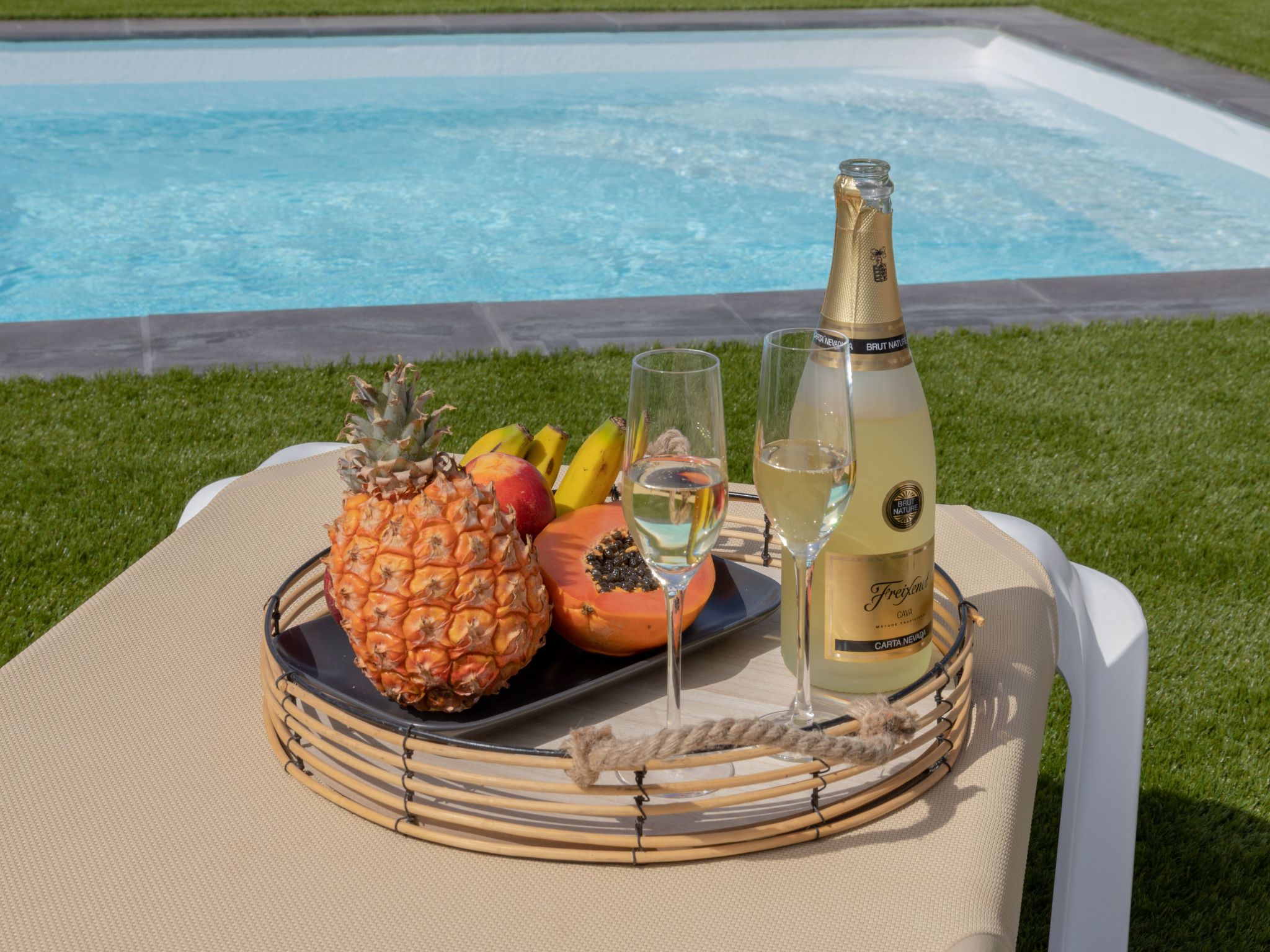 Modernes und helles Ferienhaus direkt am Meer, mit zwei großen Terrassen, Garte-Binnen