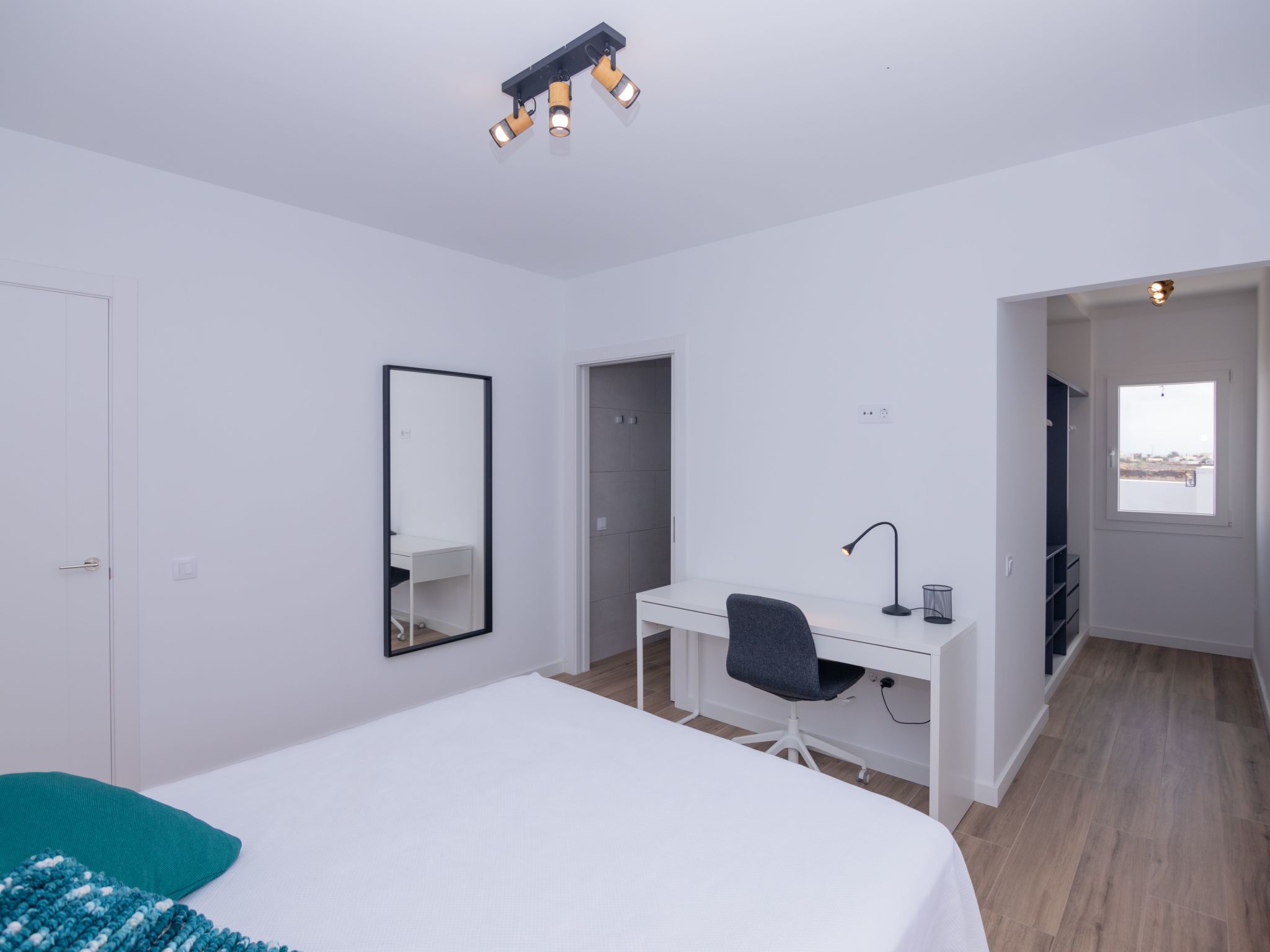 Modernes und helles Ferienhaus direkt am Meer, mit zwei großen Terrassen, Garte-Binnen