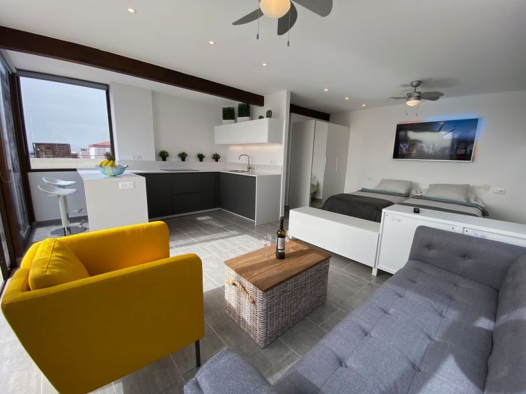 Cotillo Sunshine Penthouse: Modern appartement met zeezicht op 150 meter van het strand in Spanje