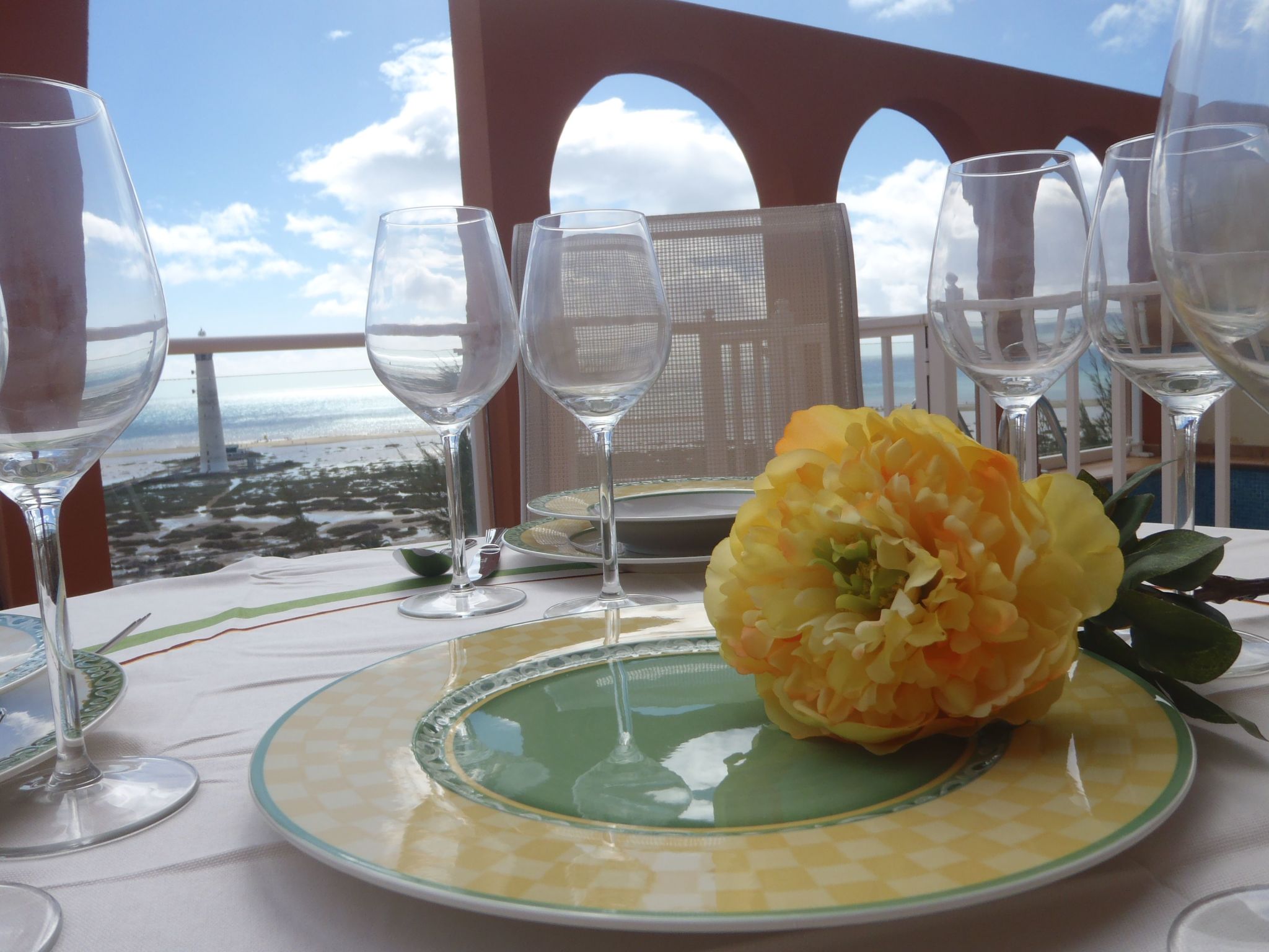 Luxuriöse Ferienwohnung mit Sonnenterrasse-Binnen