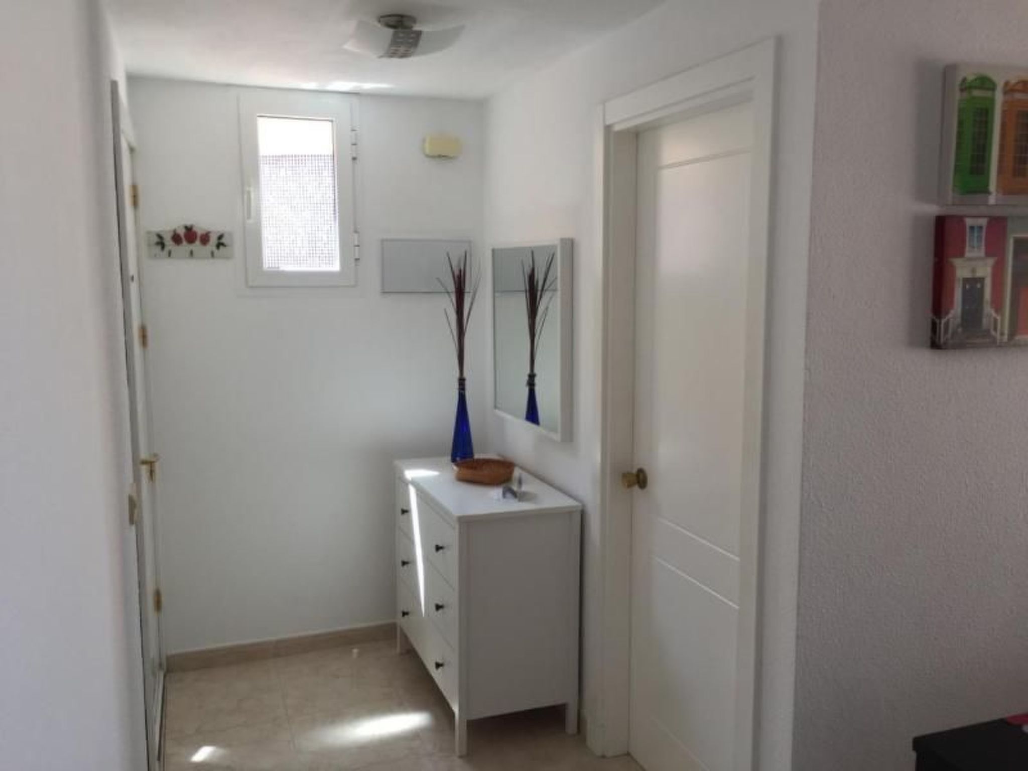 Schöne Wohnung mit Sonnenterrasse und Meerblick-Binnen