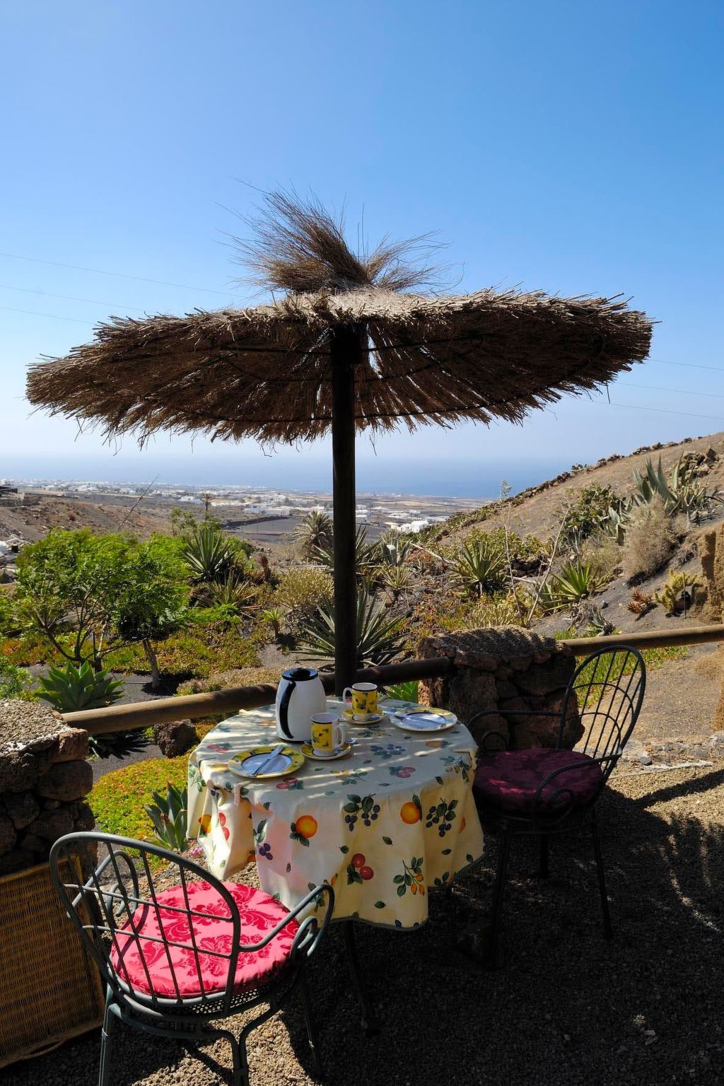 Schlafen in einer vulkanischen Höhle-Binnen