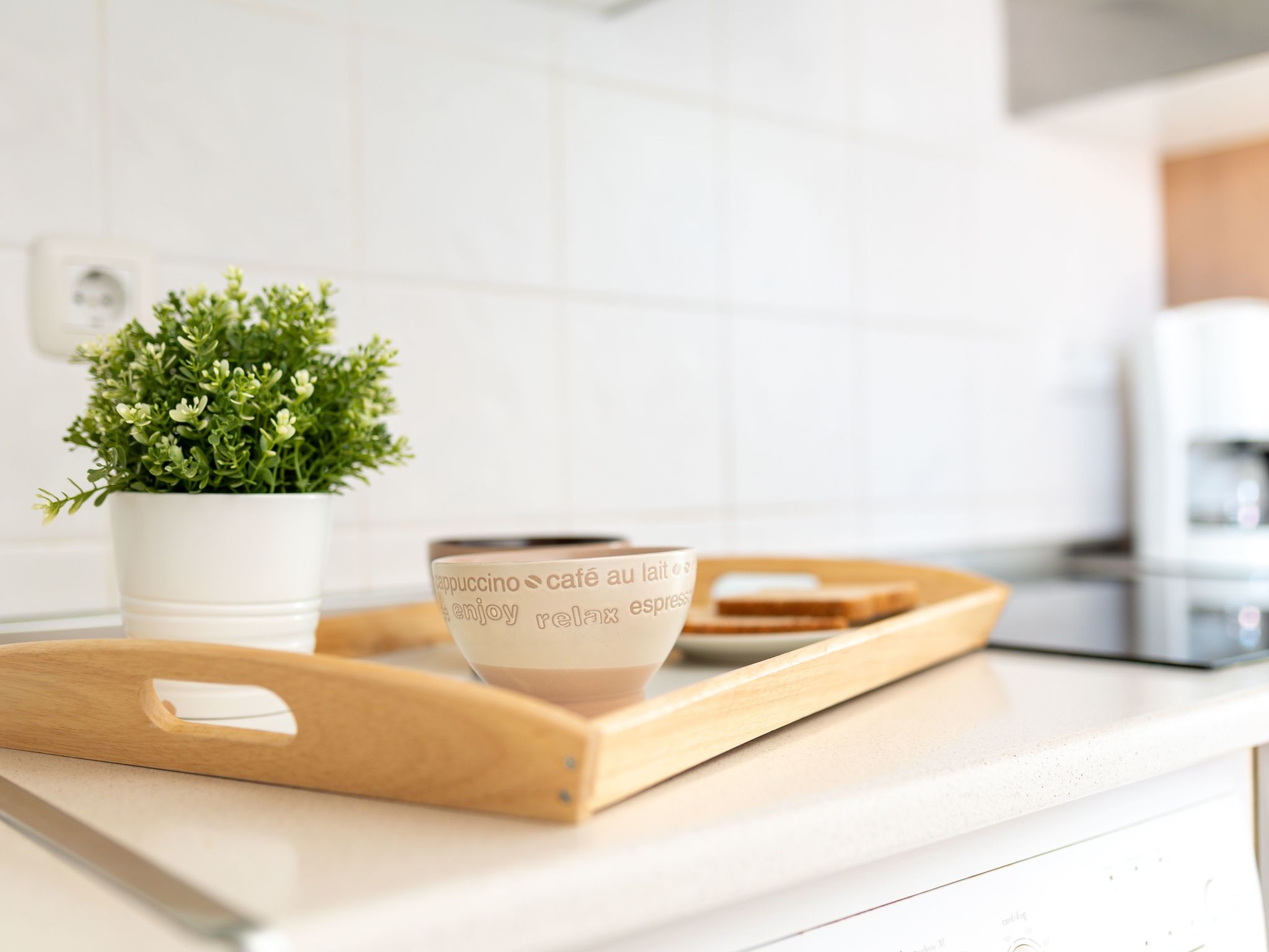 Private Terrasse, Schwimmbad, Parkplatz, Wi-Fi, TvSat-Binnen