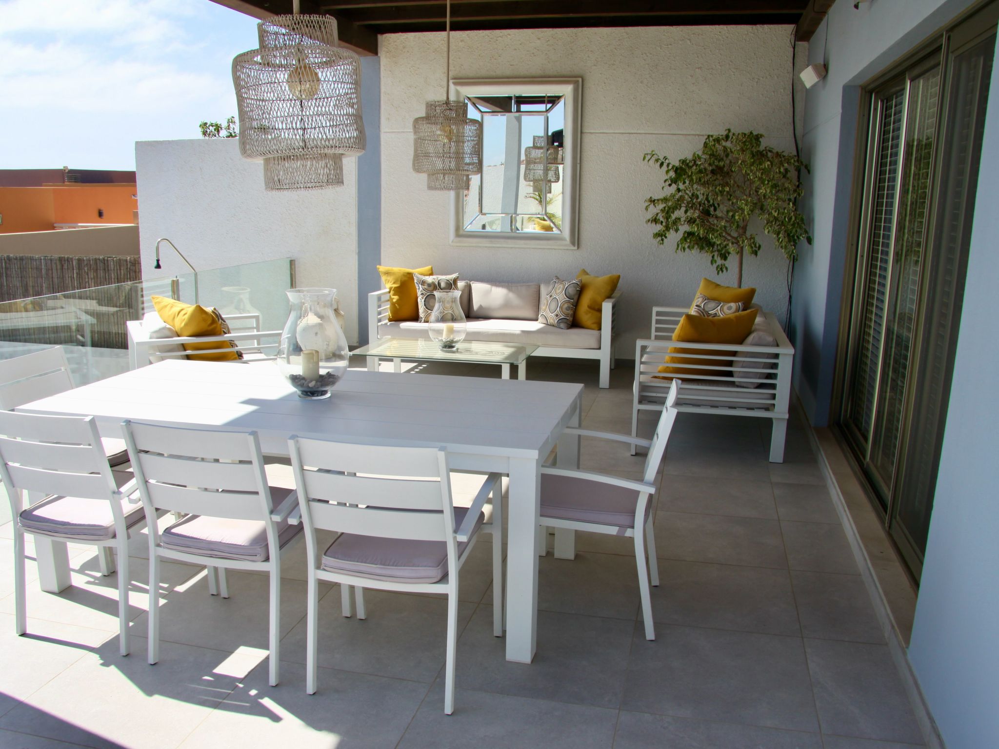 Mit Pool für 2 Personen und 4 Kinder-Binnen