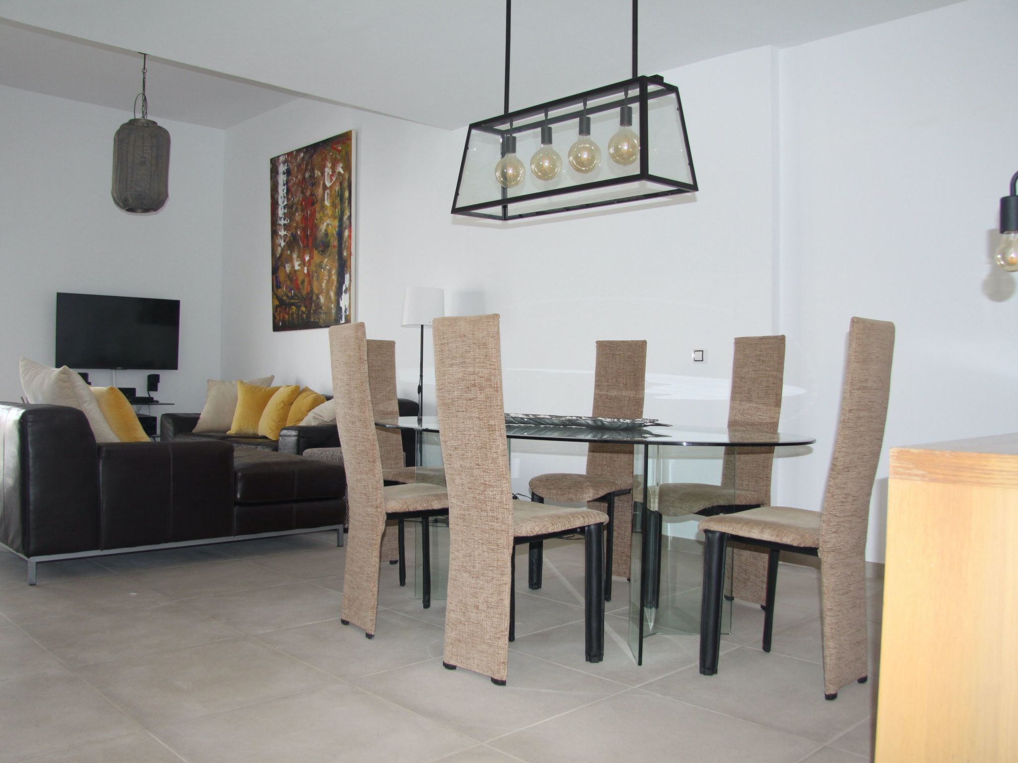 Mit Pool für 2 Personen und 4 Kinder-Binnen