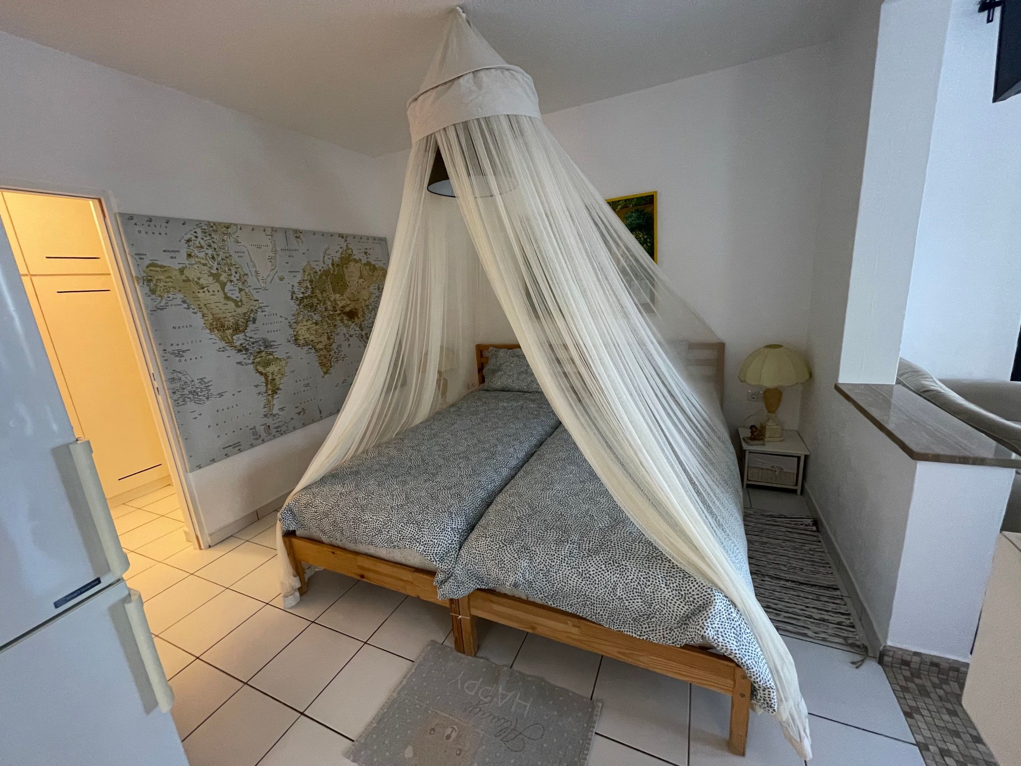 Appartement mit Blick auf das Wasser-Image-tags.info