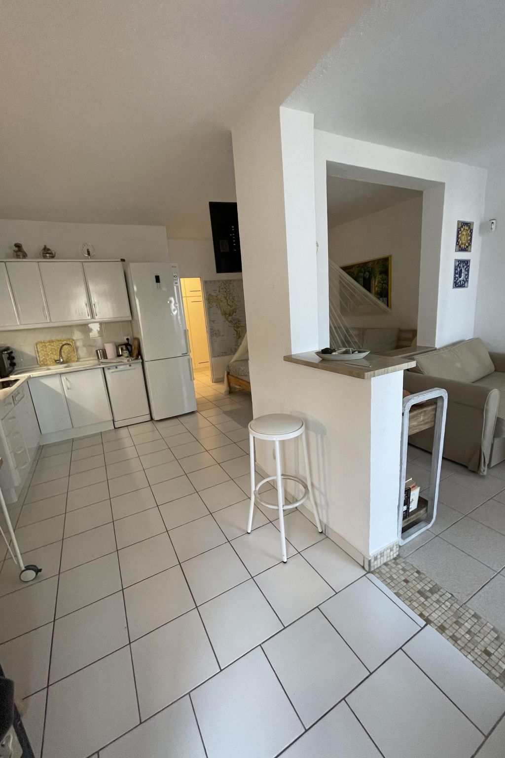 Appartement mit Blick auf das Wasser-Image-tags.info