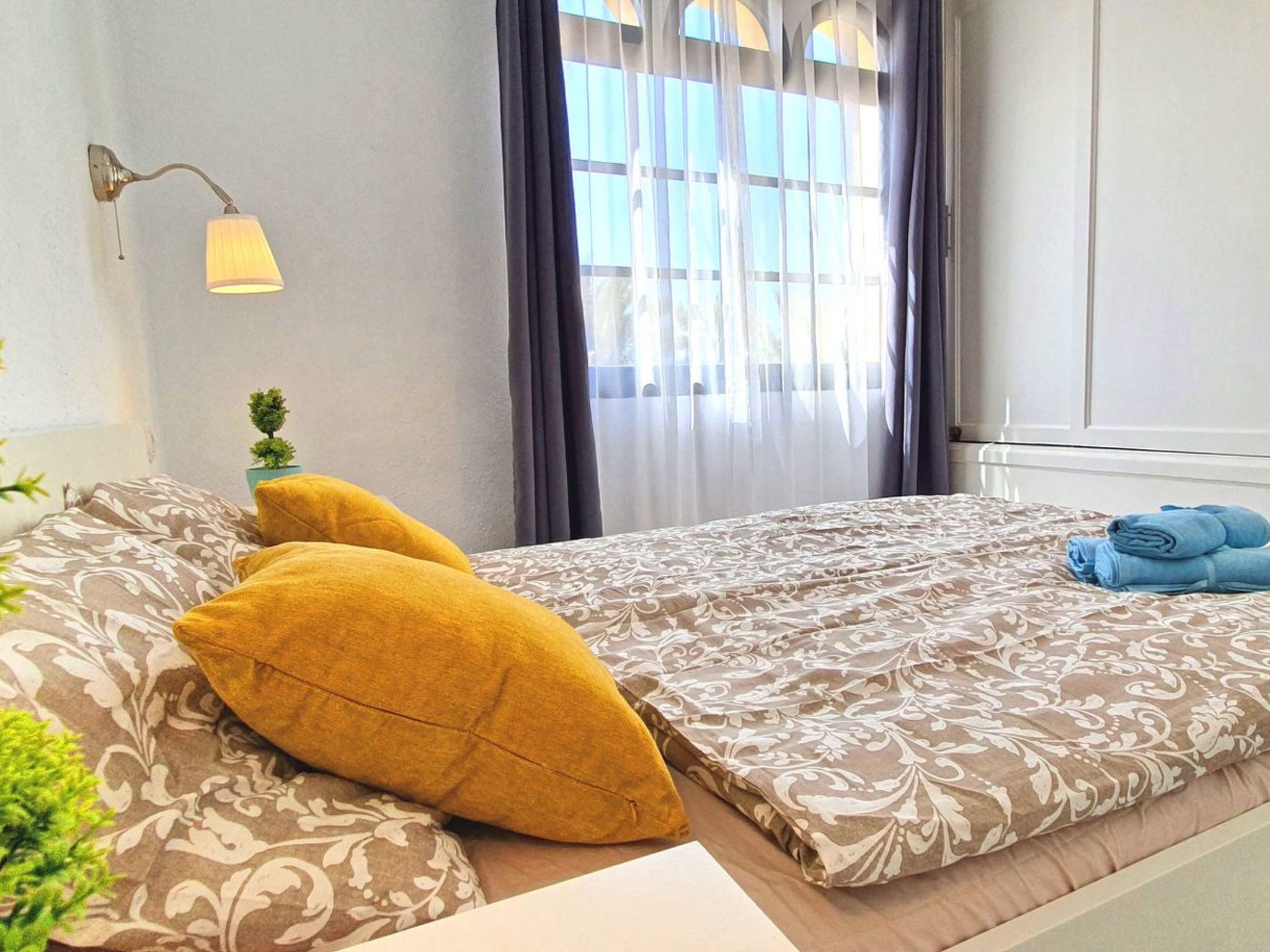 Tolle Ferienwohnung in Costa Calma mit Terrasse, gemeinsamem Pool und Garten-Image-tags.info