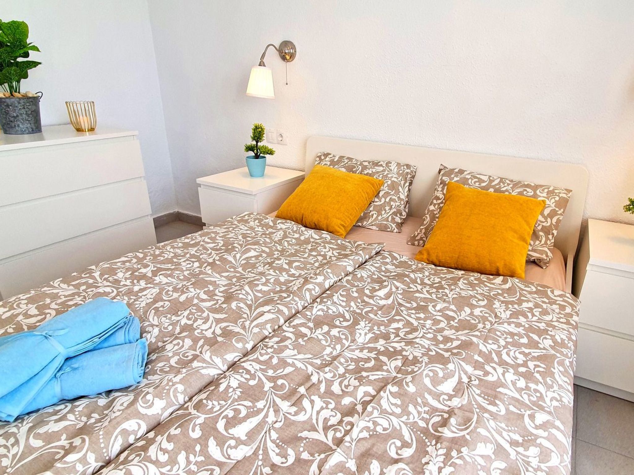 Tolle Ferienwohnung in Costa Calma mit Terrasse, gemeinsamem Pool und Garten-Image-tags.info