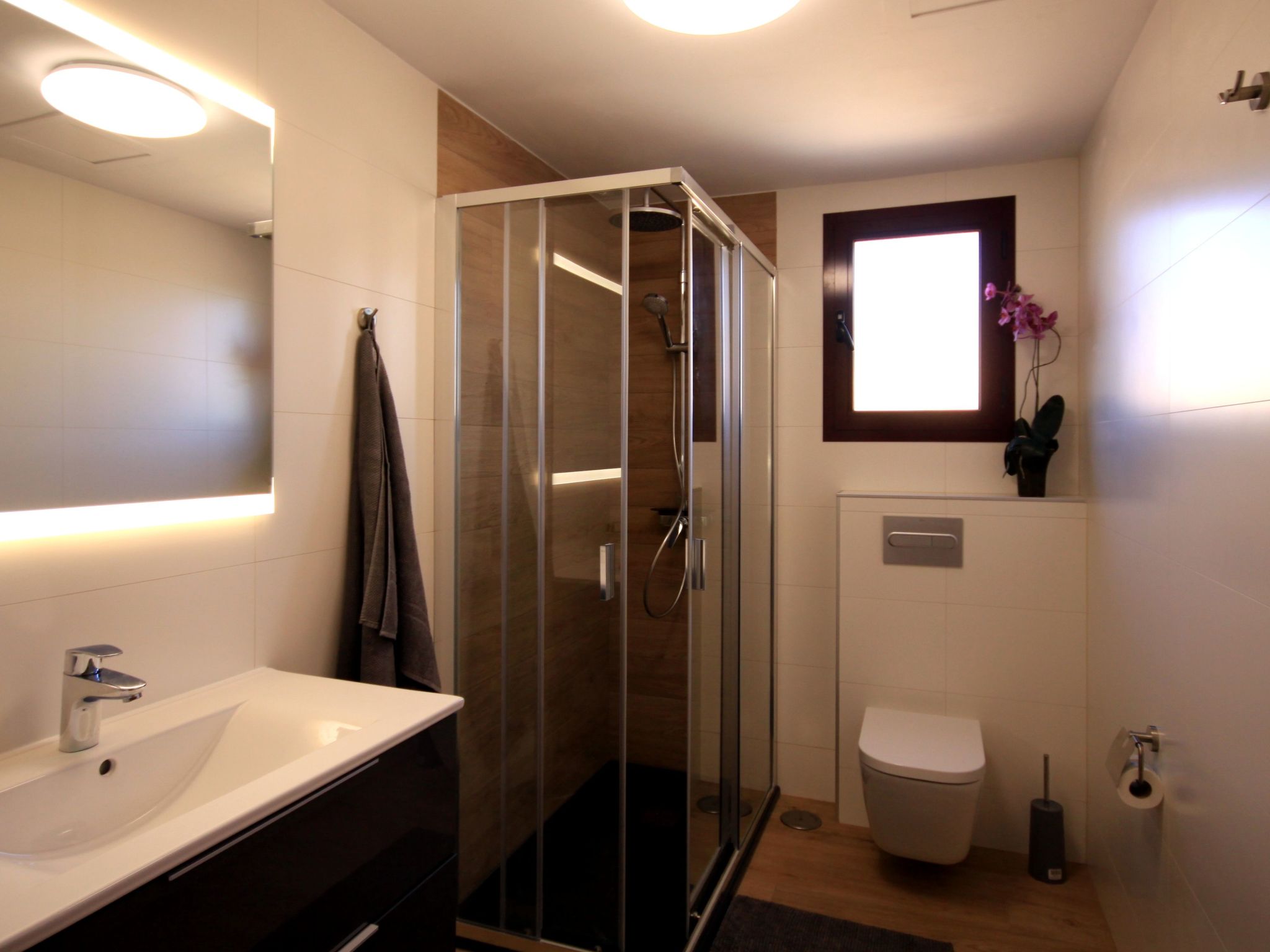 "Panorama" mit Wasserblick-Inside