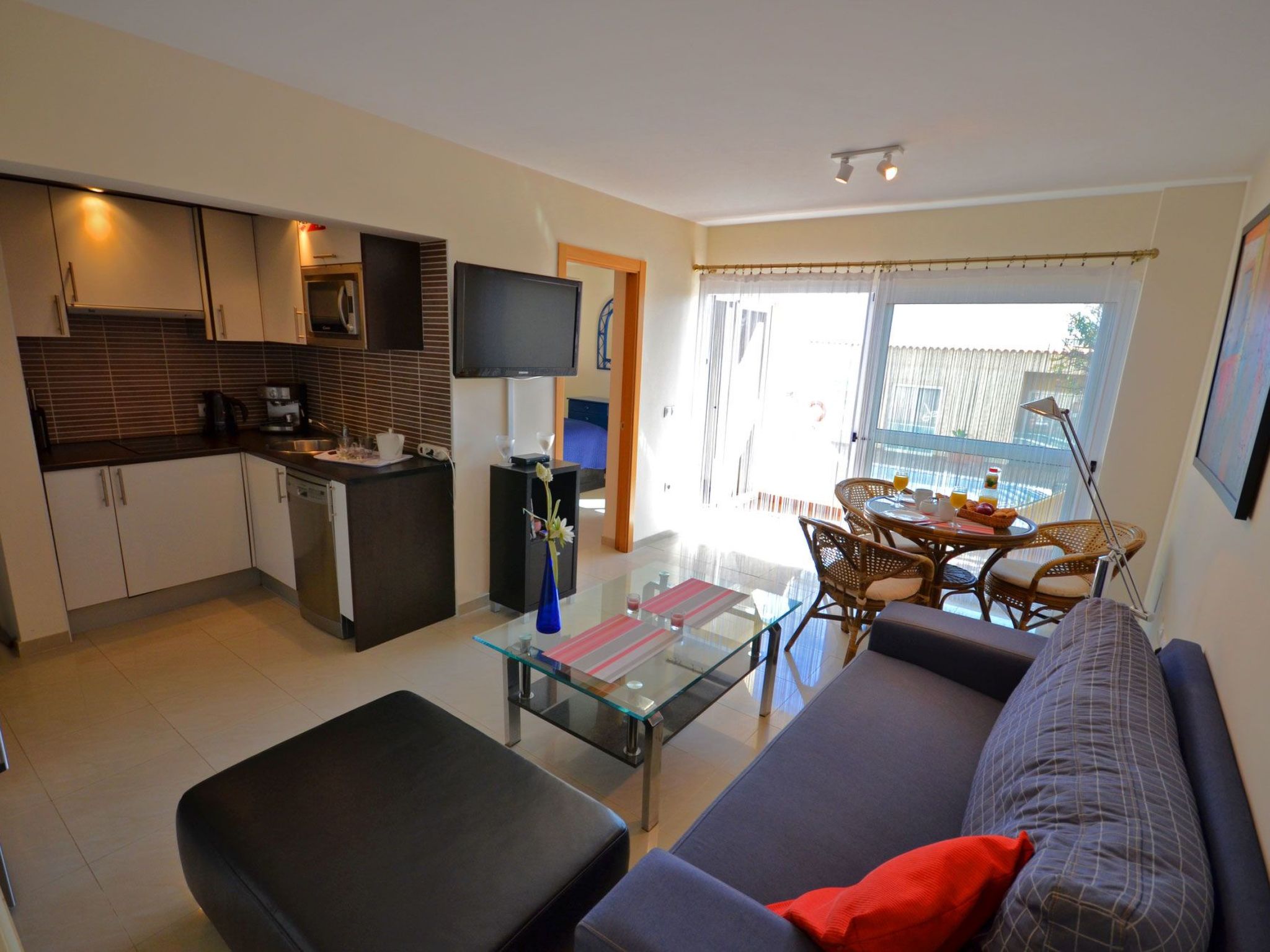 Wunderschöne Ferienwohnung in Costa Calma mit gemeinsamem Pool, Terrasse und Ga-Image-tags.info