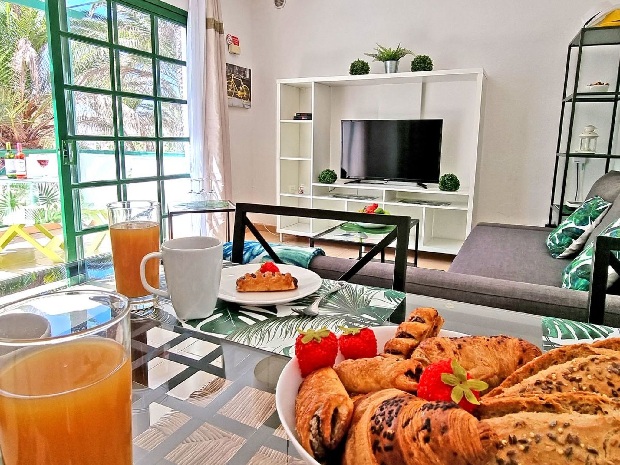 Palm Garden-Image-tags.info