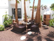 Costa Calma: Vakantiehuis met tuin op 30 meter van het strand - thumbnail 3