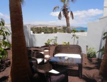 Costa Calma: Vakantiehuis met tuin op 30 meter van het strand - thumbnail 4
