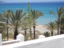 Costa Calma mit Garten, am Strand