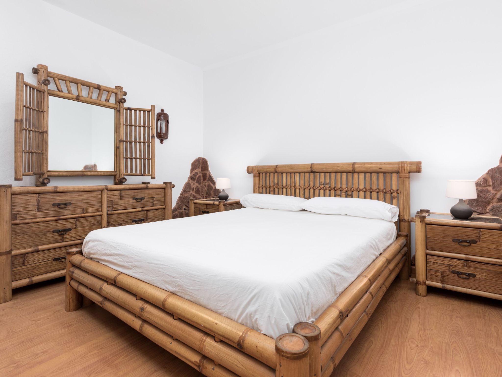 Haus mit Garten und Meerblick-Image-tags.info