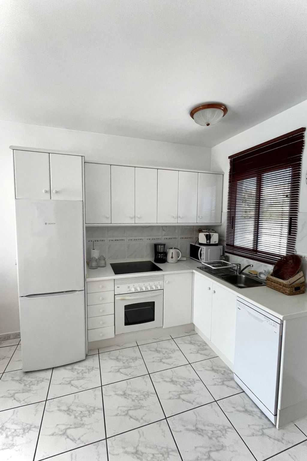 Iwona mit Meerblick-Binnen