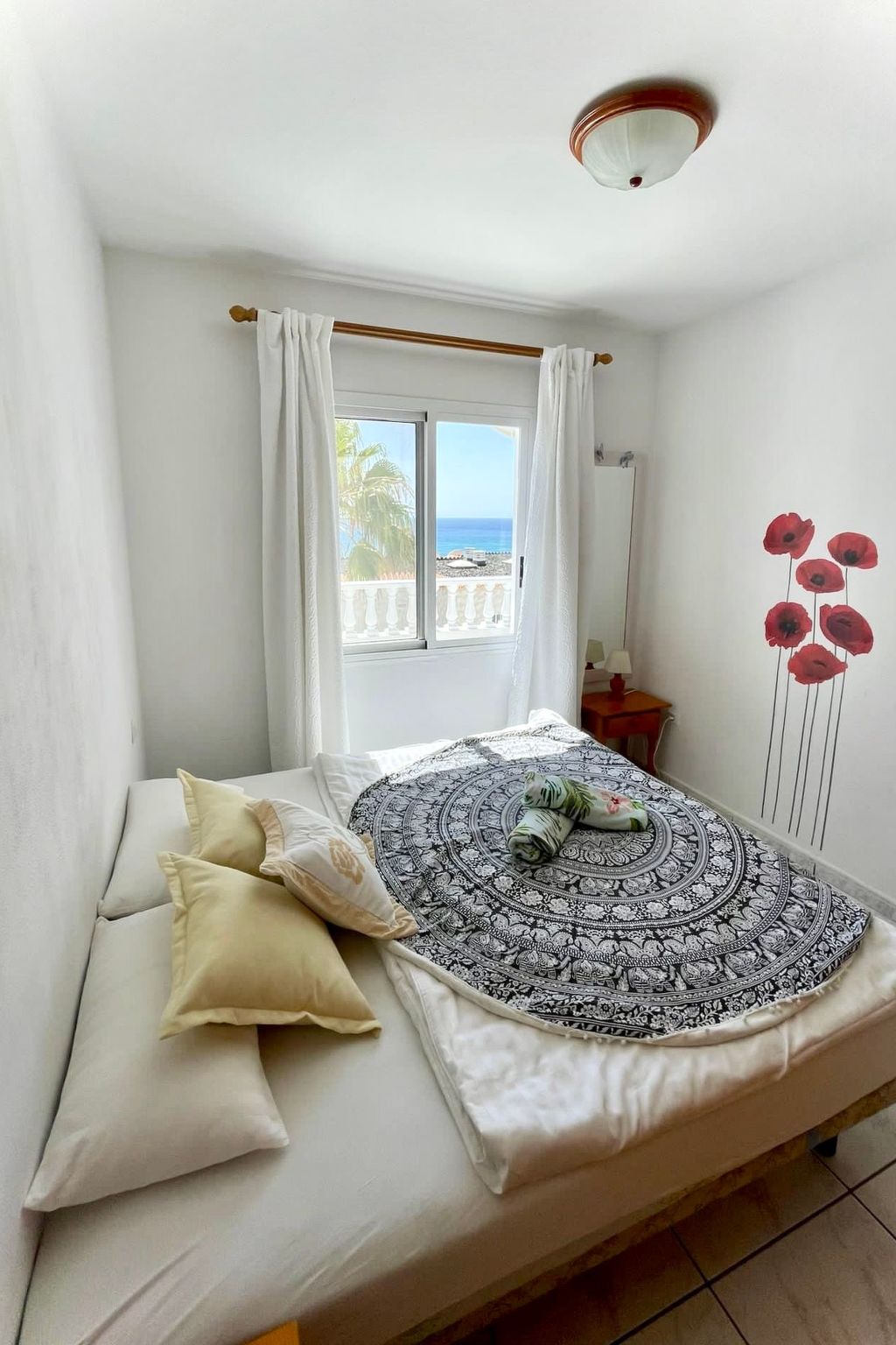 Iwona mit Meerblick-Binnen