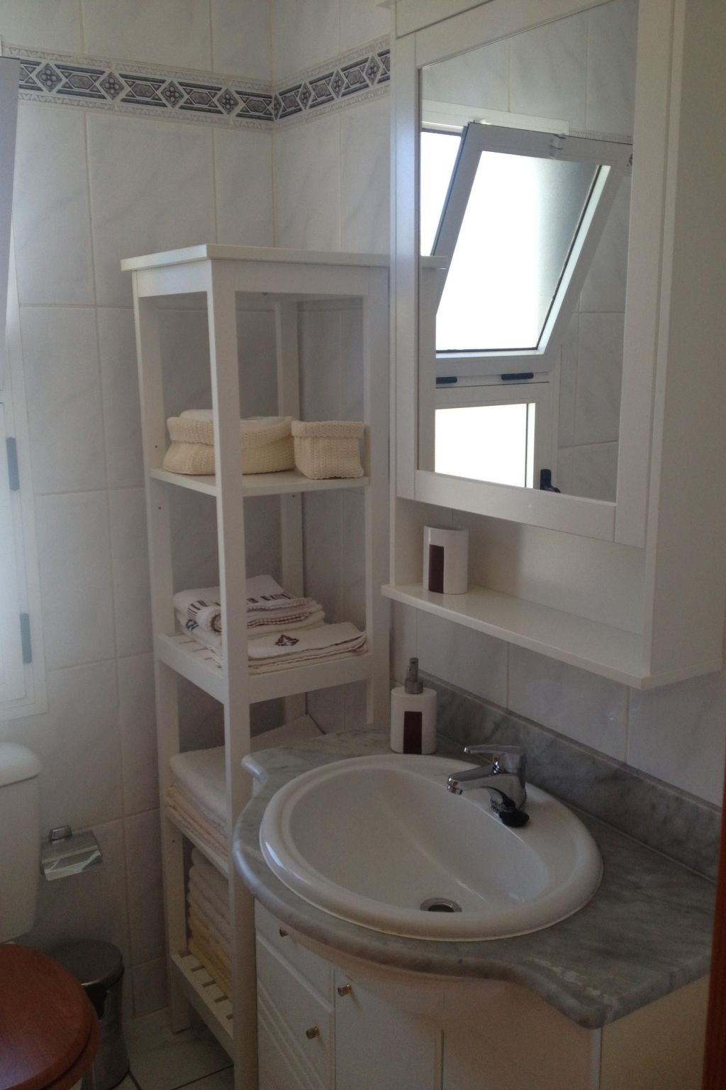 Iwona mit Meerblick-Binnen