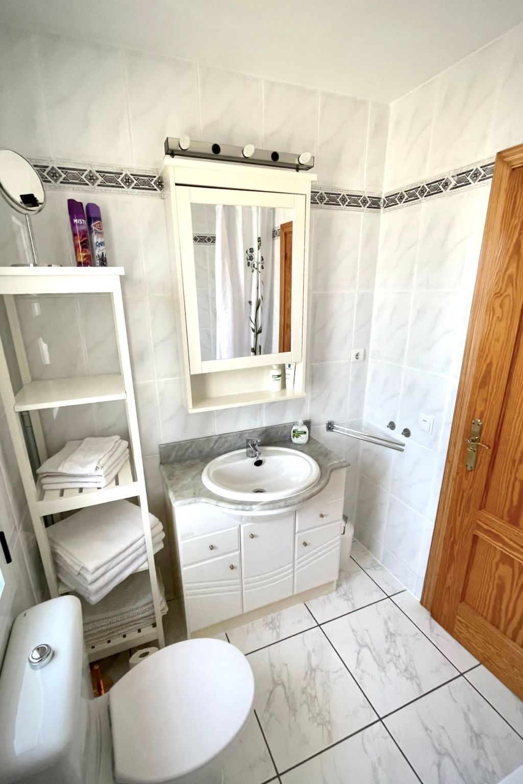 Iwona mit Meerblick-Binnen