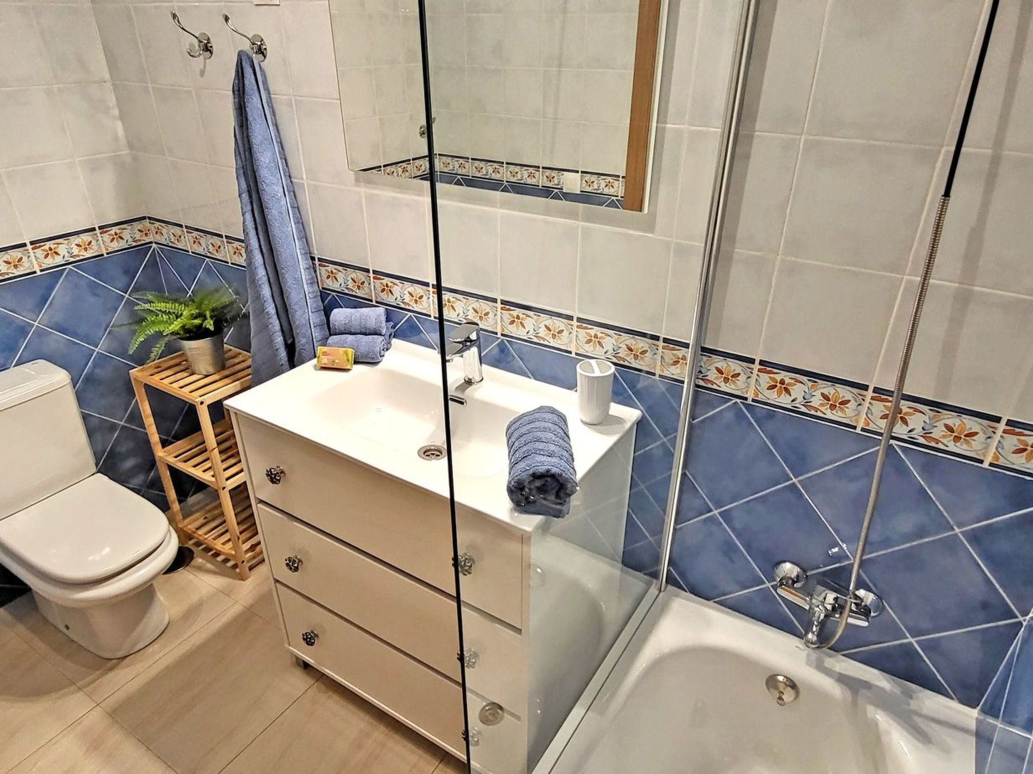 Bella Vista-Image-tags.info